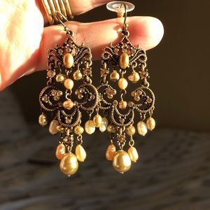 Liz Claiborne pearl chandelier earrings